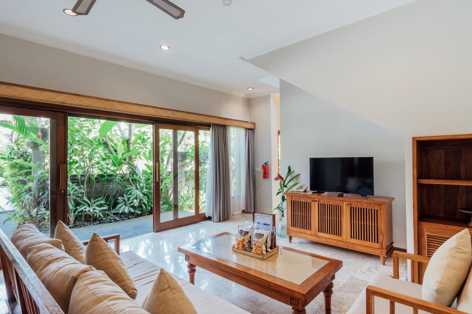 Desa Swan Villas & Spa, Keramas Esterno foto