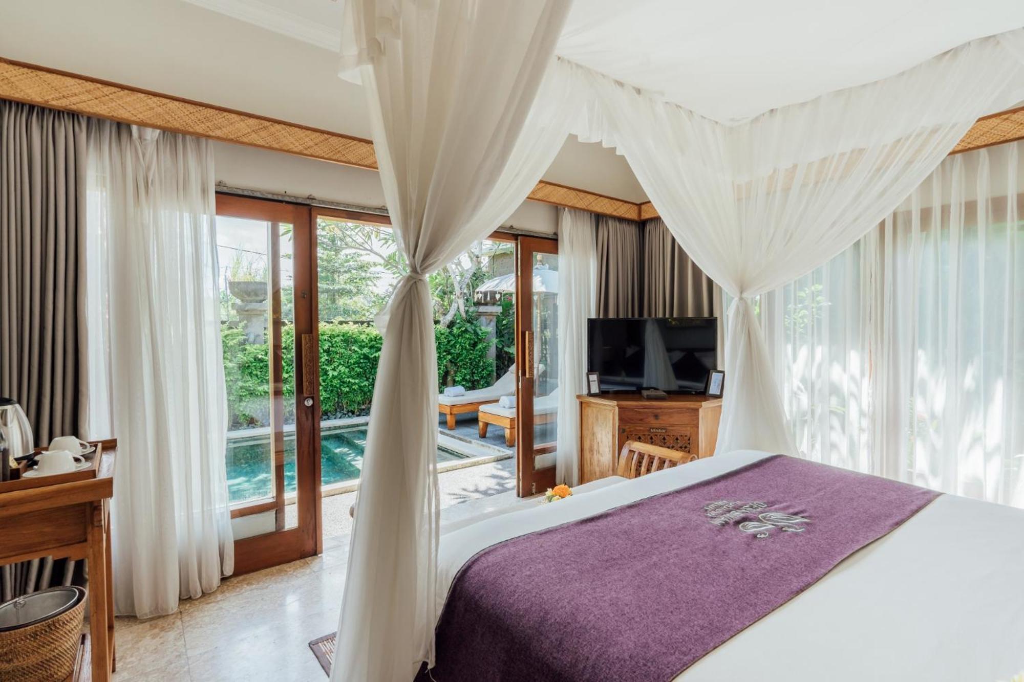 Desa Swan Villas & Spa, Keramas Esterno foto