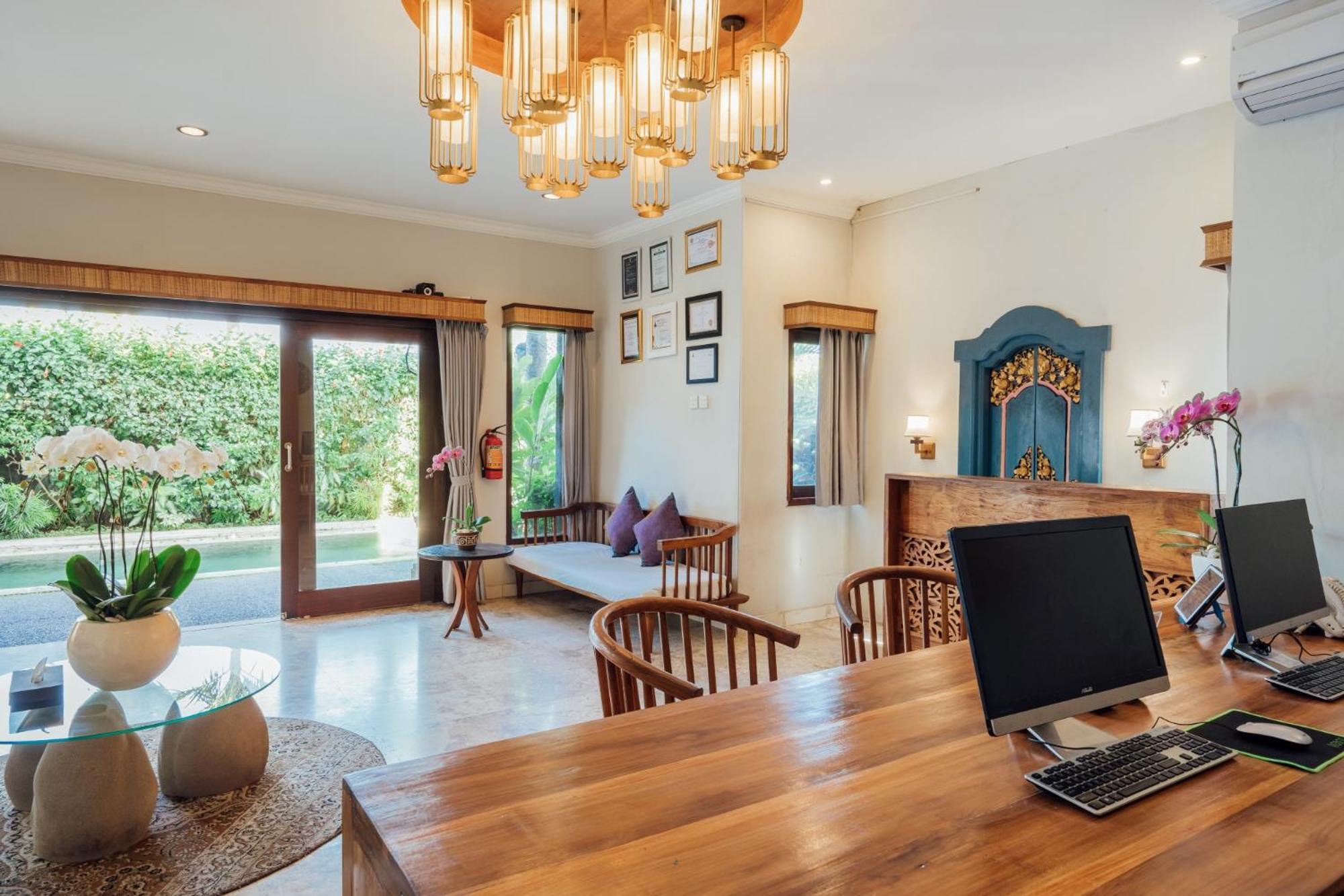 Desa Swan Villas & Spa, Keramas Esterno foto