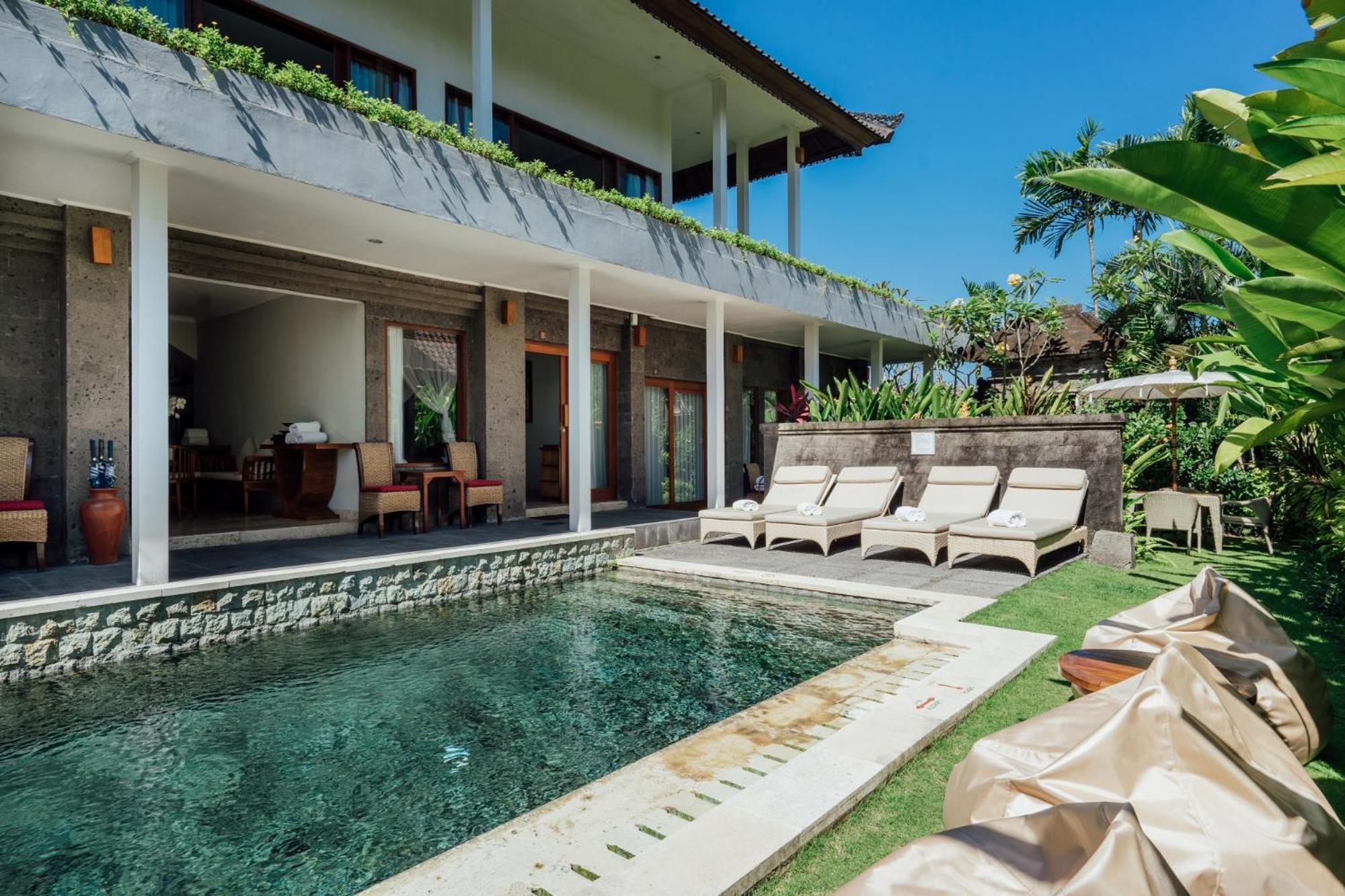Desa Swan Villas & Spa, Keramas Esterno foto