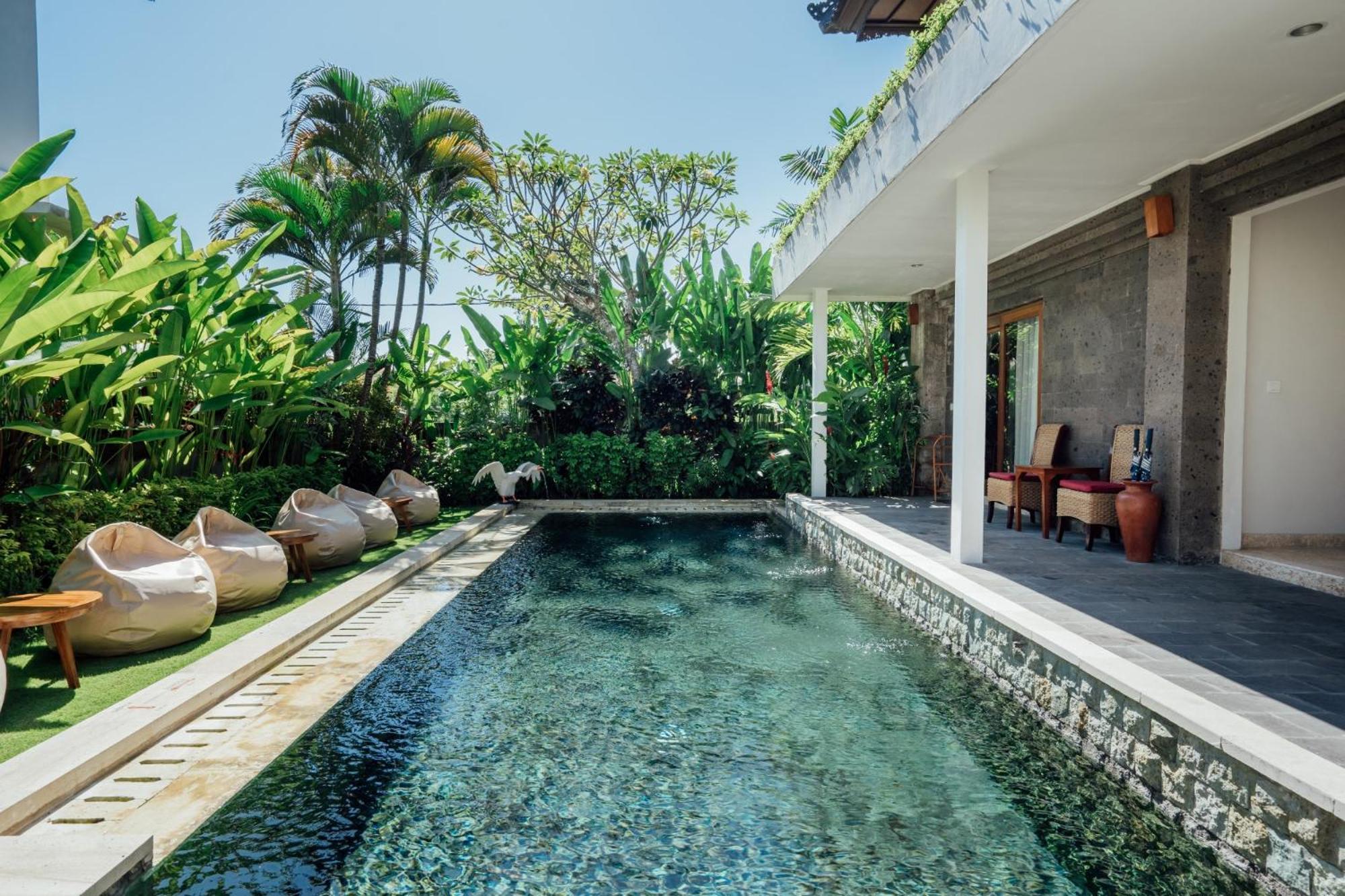 Desa Swan Villas & Spa, Keramas Esterno foto