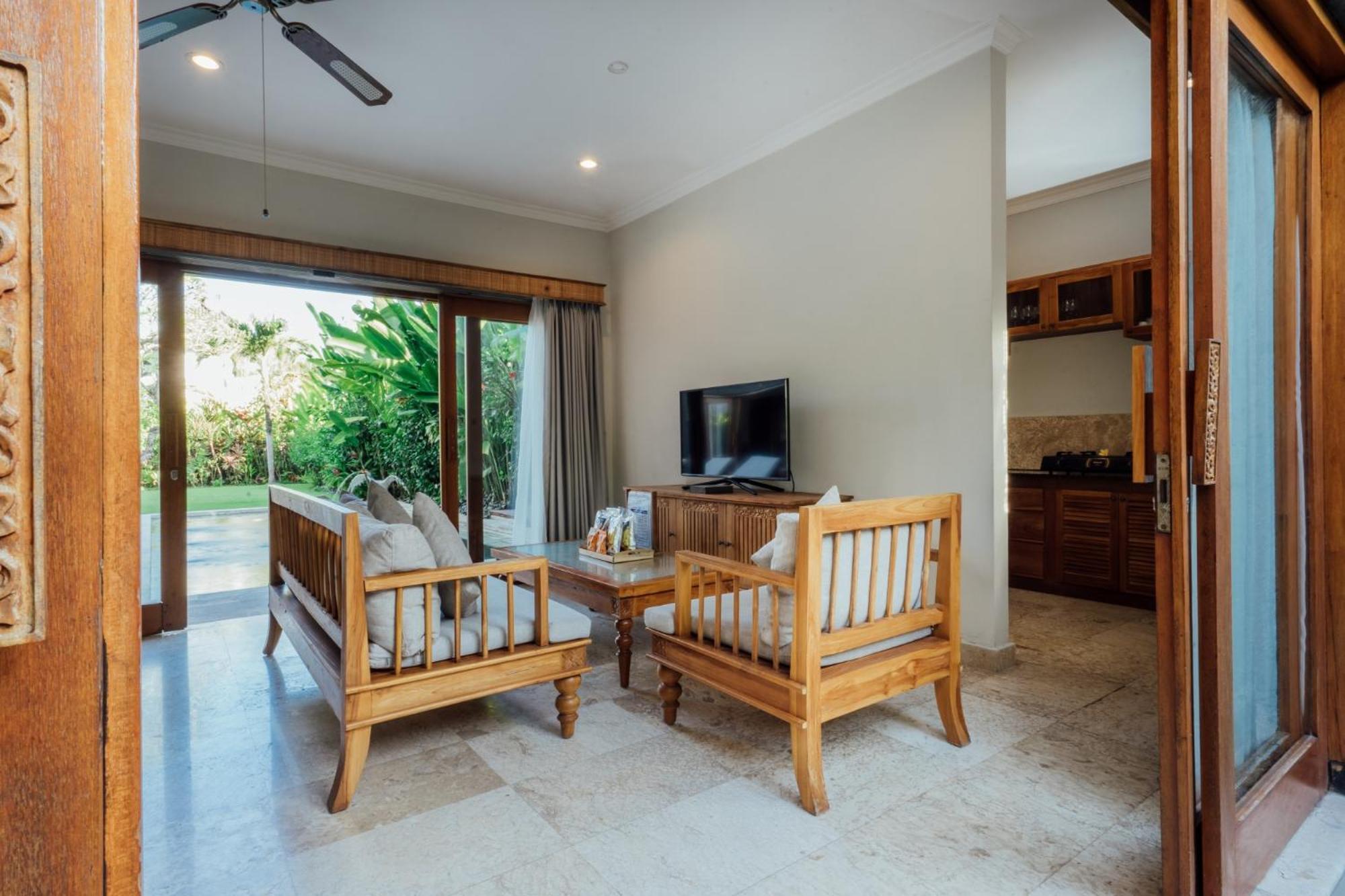 Desa Swan Villas & Spa, Keramas Esterno foto